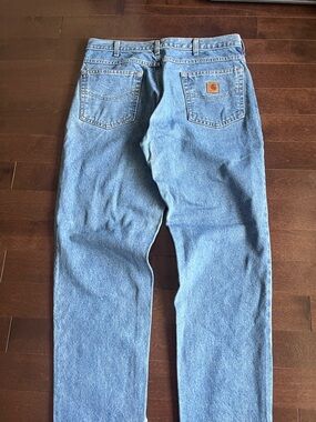 Carhartt Lightwash Denim Relaxed Fit Leather Patch Blue Jeans 36x32 y2k
